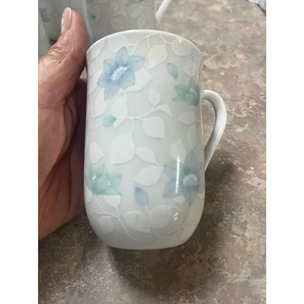 Symphony floral mugs